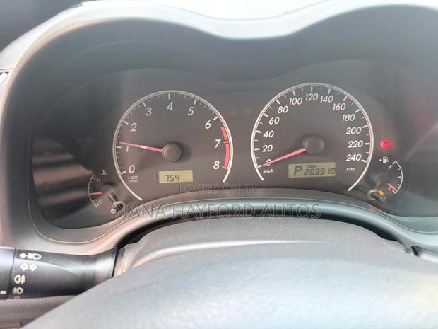 Toyota Corolla 2011 Gray