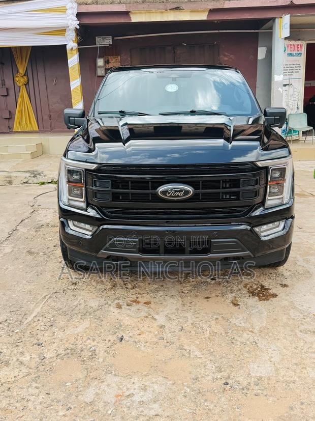 Ford F-150 2023 Black