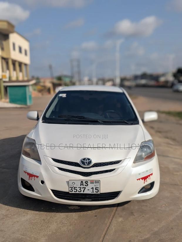 Toyota Yaris 2008 White