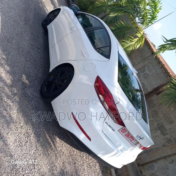 Hyundai Elantra ECO 2018 White