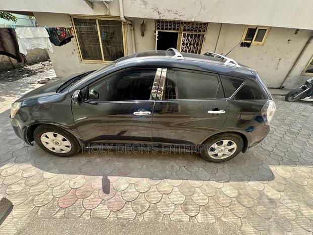 Pontiac Vibe 1.8L 2010 Black