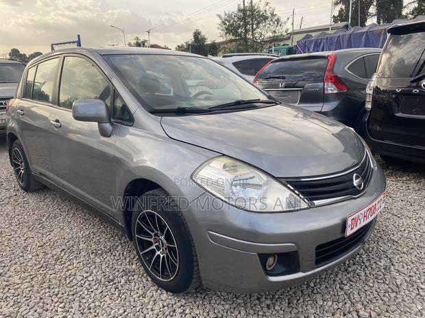 Nissan Versa 1.6 SV Sedan 2012 Gray