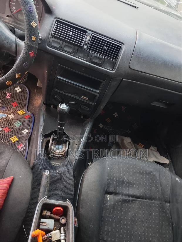 Volkswagen Jetta 2004 Black