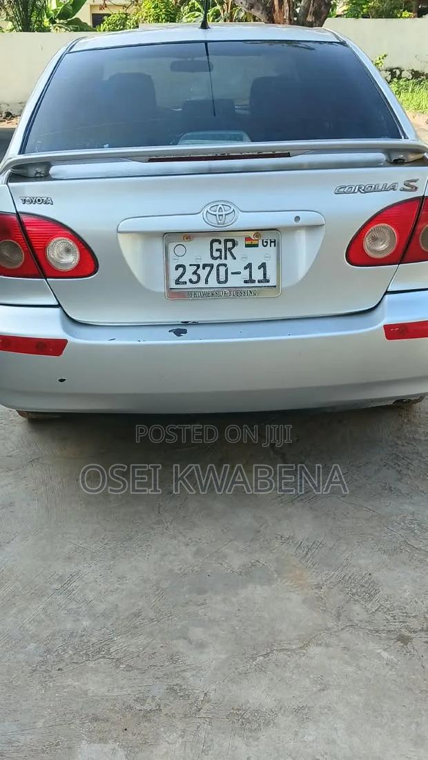 Toyota Corolla 2002 Silver