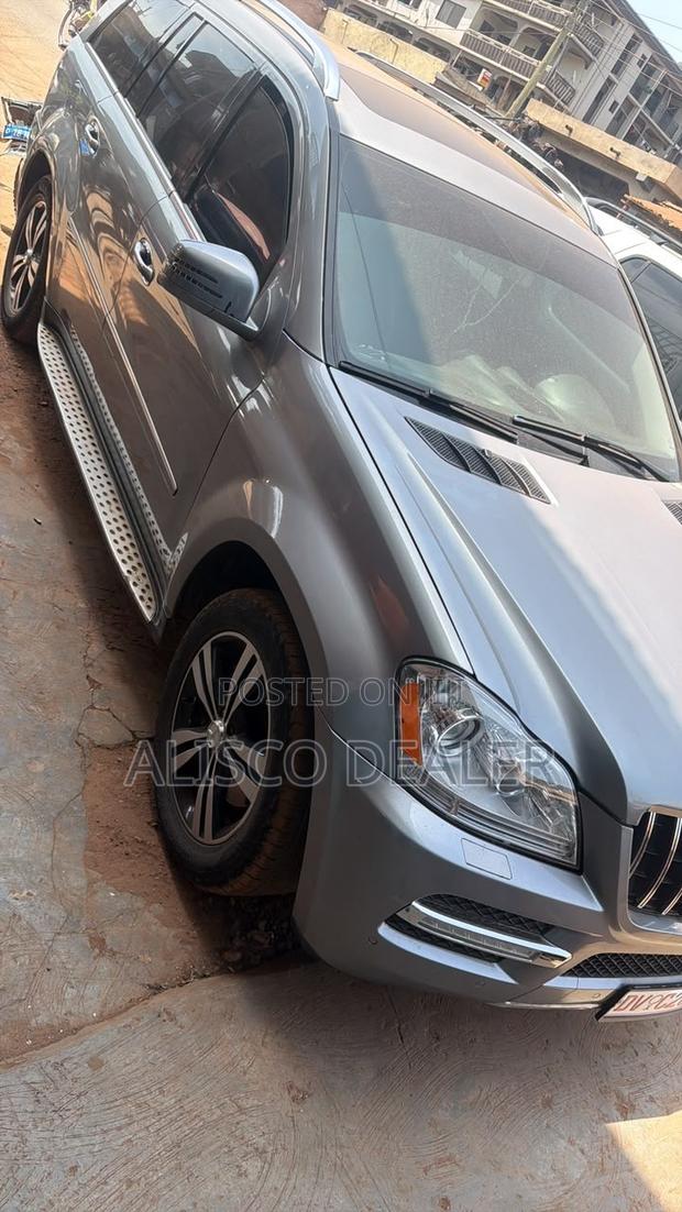Mercedes-Benz GL-Class GL 450 2012 Gray