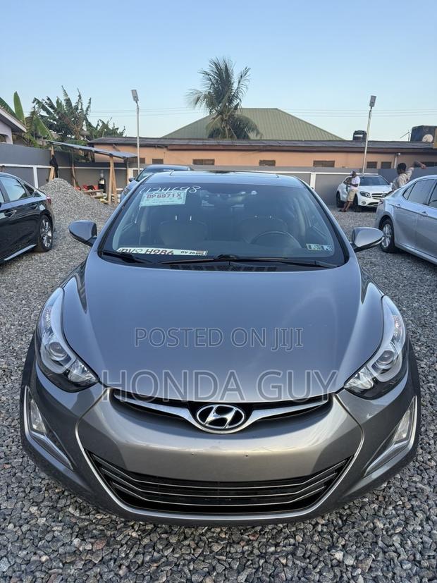 Hyundai Elantra Limited 4dr Sedan (1.8L 4cyl 6A) 2014 Silver