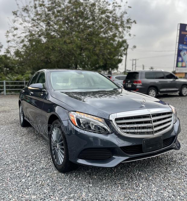 Mercedes-Benz C300 2015 Gray