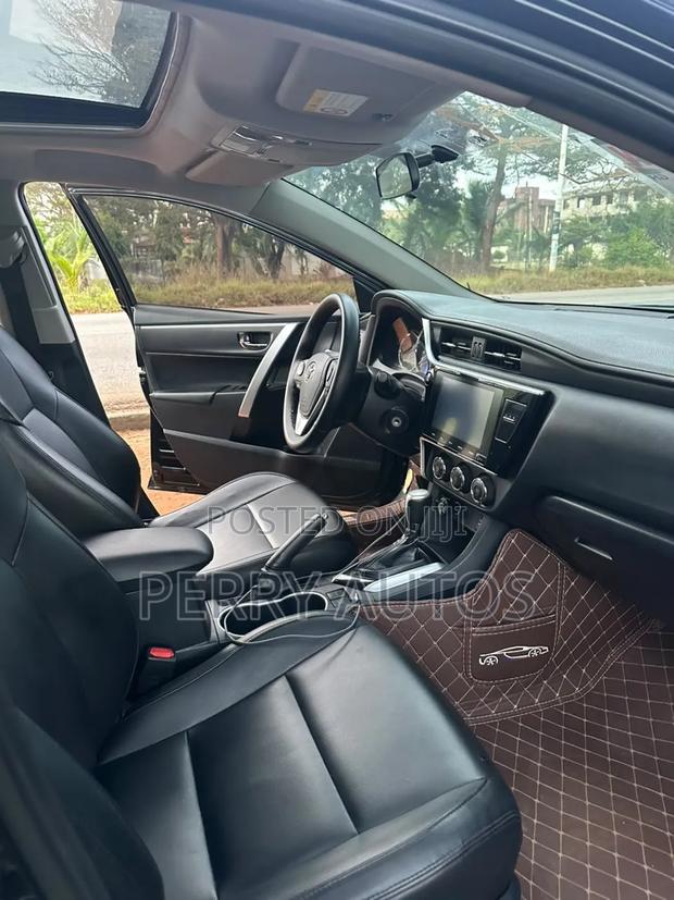 Toyota Corolla 2019 Black