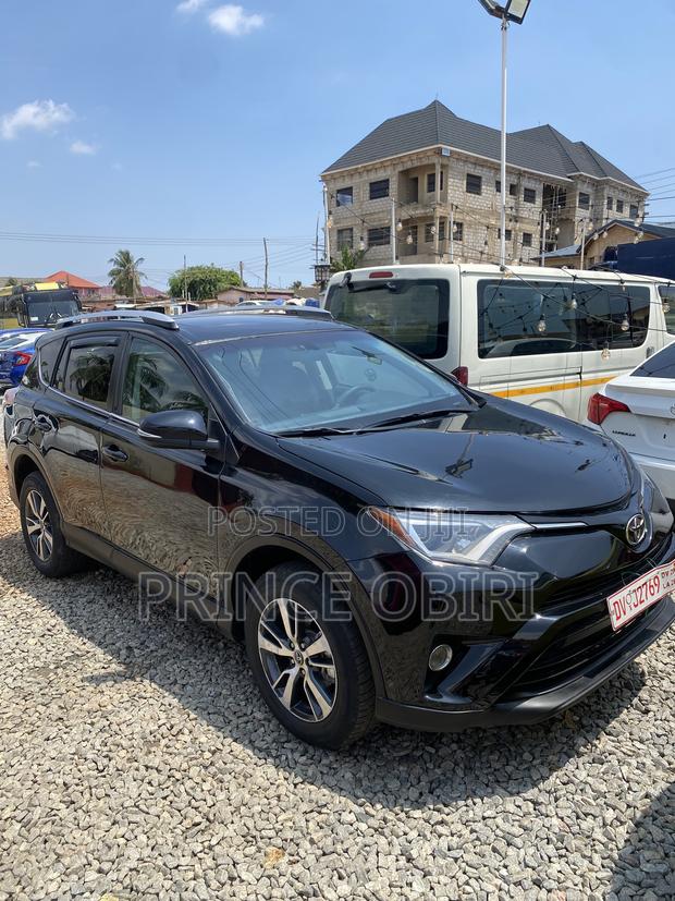 Toyota RAV4 LE AWD (2.5L 4cyl 6A) 2017 Black