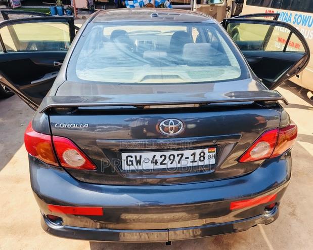 Toyota Corolla S 4dr Sedan (1.8L 4cyl 4A) 2010 Gray