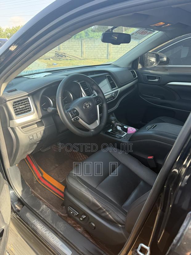 Toyota Highlander 2018 Black