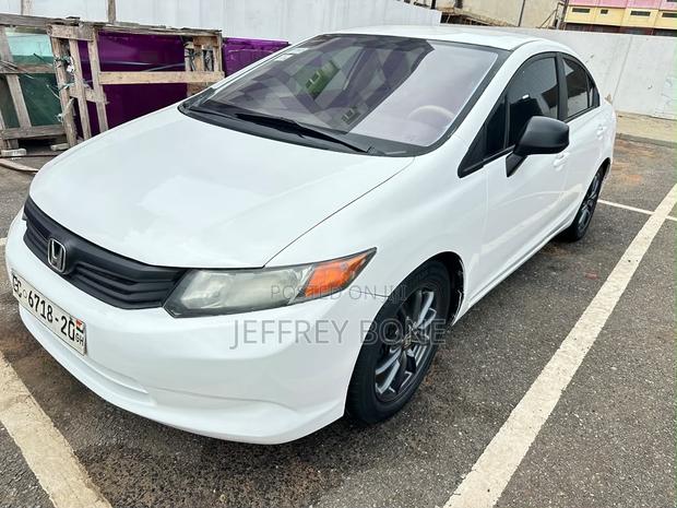 Honda Civic 2012 White
