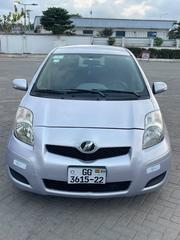 Toyota Vitz 2010 Silver for sale