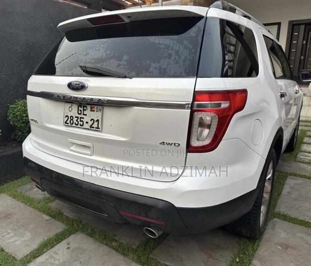 Ford Explorer 4dr SUV AWD (3.5L 6cyl 6A) 2014 White