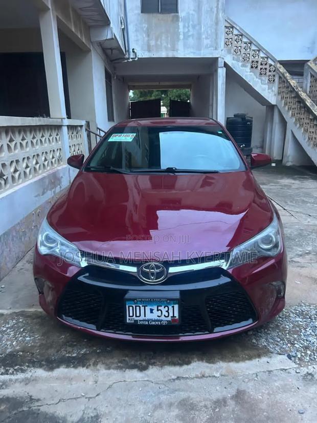 Toyota Camry SE 4dr Sedan (2.5L 4cyl 6A) 2016 Red