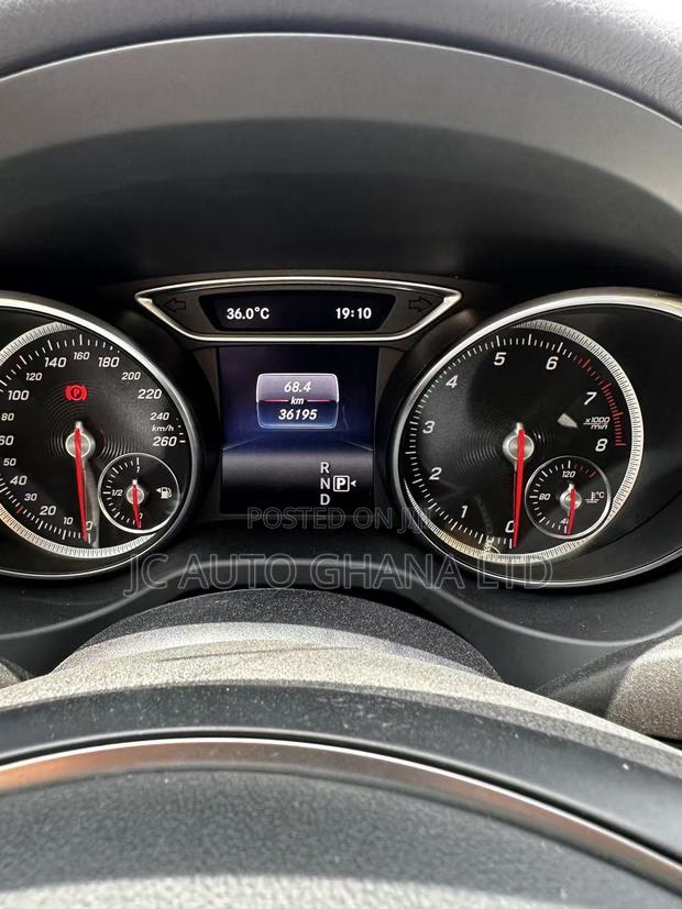 Mercedes-Benz GLA-Class 2018 White