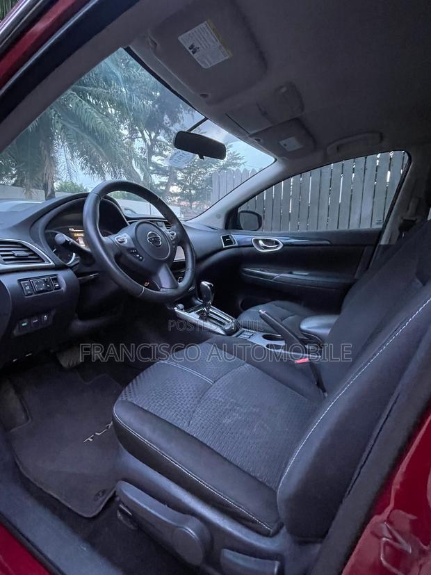 Nissan Sentra SR 2018 Red