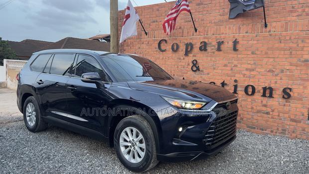 Toyota Grand Highlander XLE FWD 2024 Blue