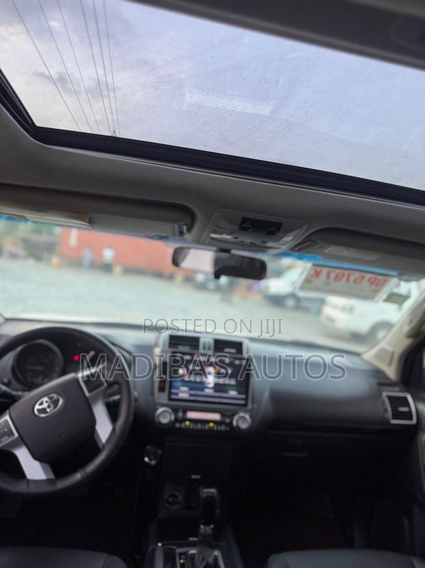 Toyota Land Cruiser Prado 2.7 2017 White