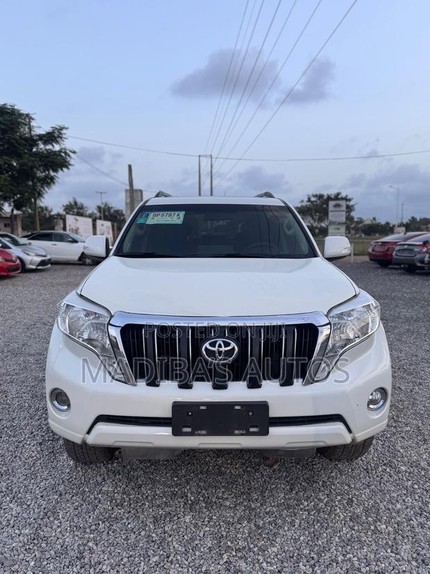 Toyota Land Cruiser Prado 2.7 2017 White