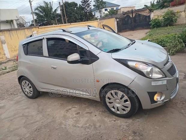 Chevrolet Spark 2012 Silver