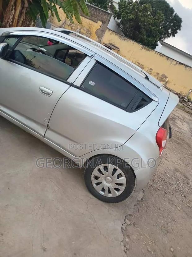 Chevrolet Spark 2012 Silver