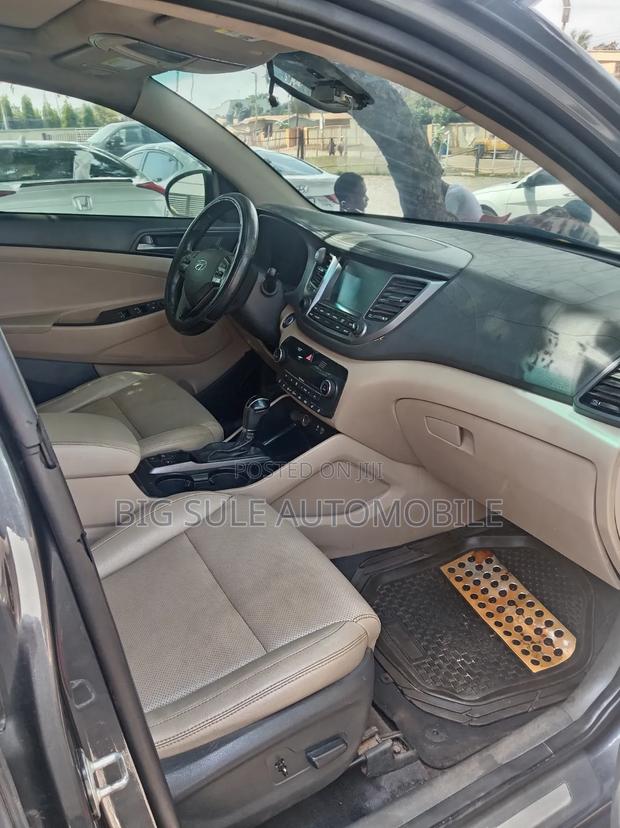 Hyundai Tucson SE AWD 2016 Gray