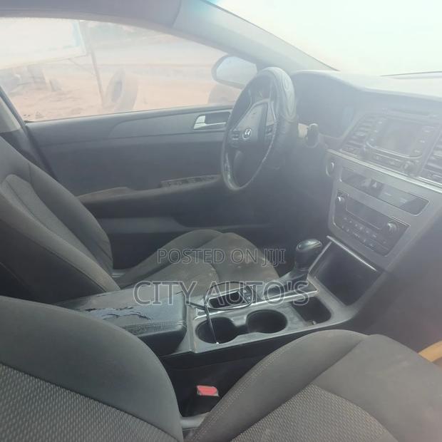 Hyundai Sonata 2016 Blue