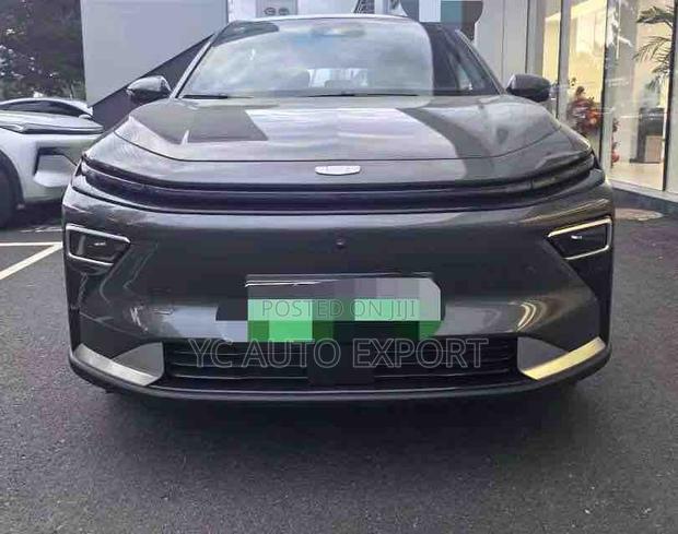 Geely Boyue 1.5TD Zhi`ai 2026 Gray