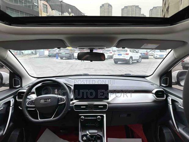 Geely Coolray 1.5 FWD 2022 White