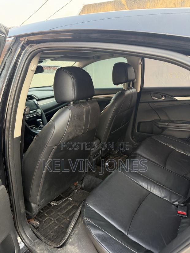Honda Civic Touring 4dr Sedan (1.5L 4cyl) 2017 Black