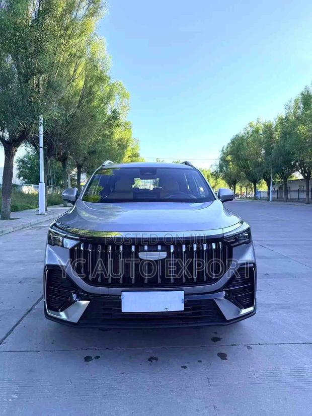 Geely Okavango 2025 Gray