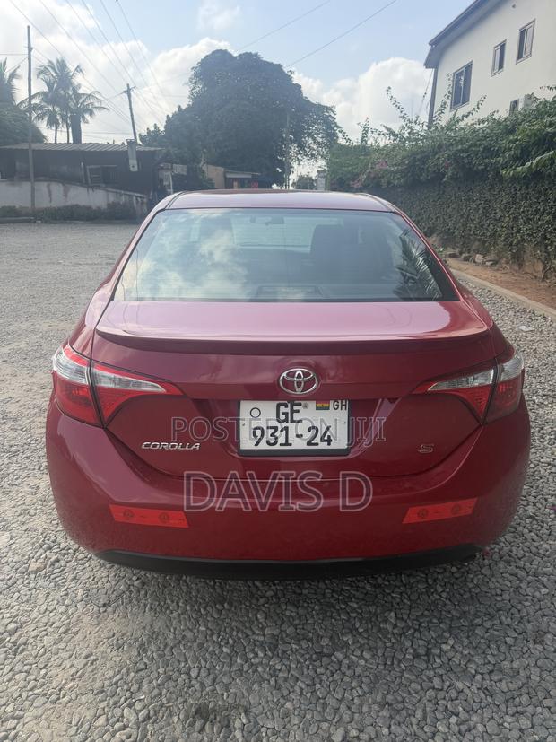 Toyota Corolla LE 4dr Sedan (1.8L 4cyl CVT) 2016 Red