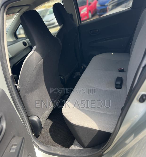 Toyota Vitz 1.3 AWD 3dr 2013 Green