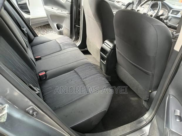 Nissan Sentra 2017 Silver