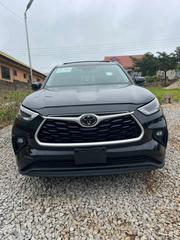 Toyota Highlander 2022 Black for sale