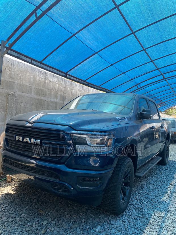 Dodge RAM 1500 5.7 Petrol AWD 2019 Blue