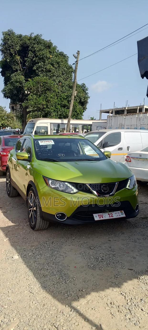 Nissan Qashqai 2018 Green