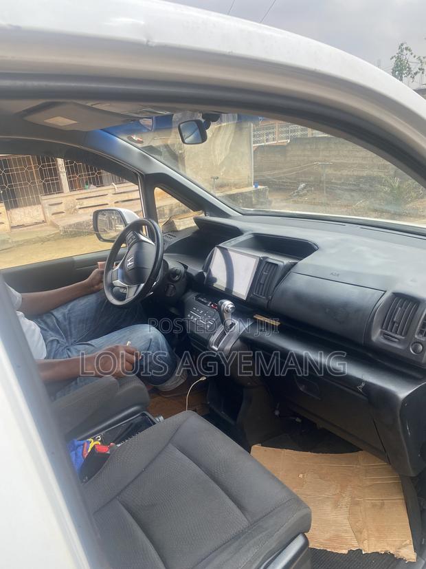 Honda Stepwgn 2013 White
