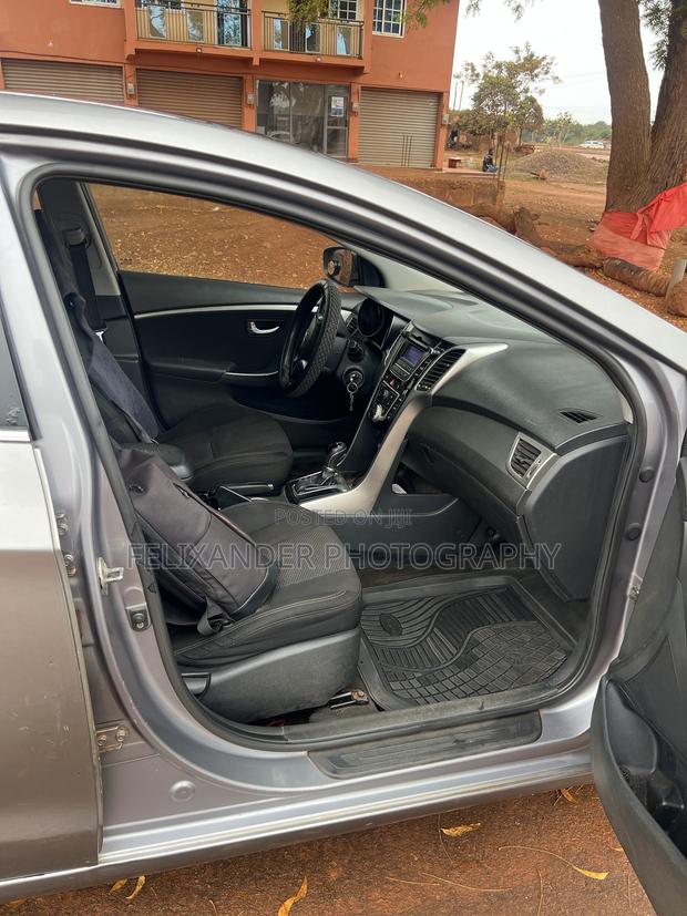 Hyundai Elantra GT 2013 Gray