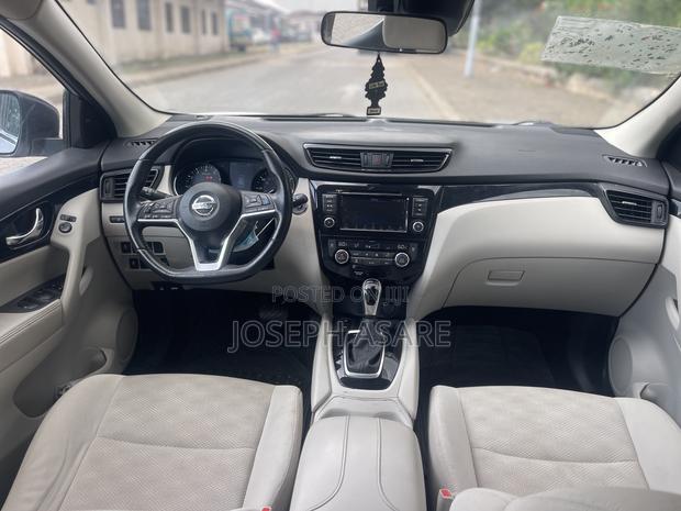 Nissan Rogue Sport 2020
