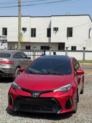 Toyota Corolla XLE 4dr Sedan (1.8L 4cyl CVT) 2017 Red for sale