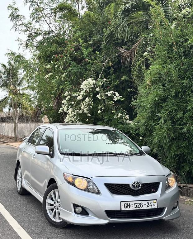 Toyota Corolla S 4dr Sedan (1.8L 4cyl 4A) 2010 Silver