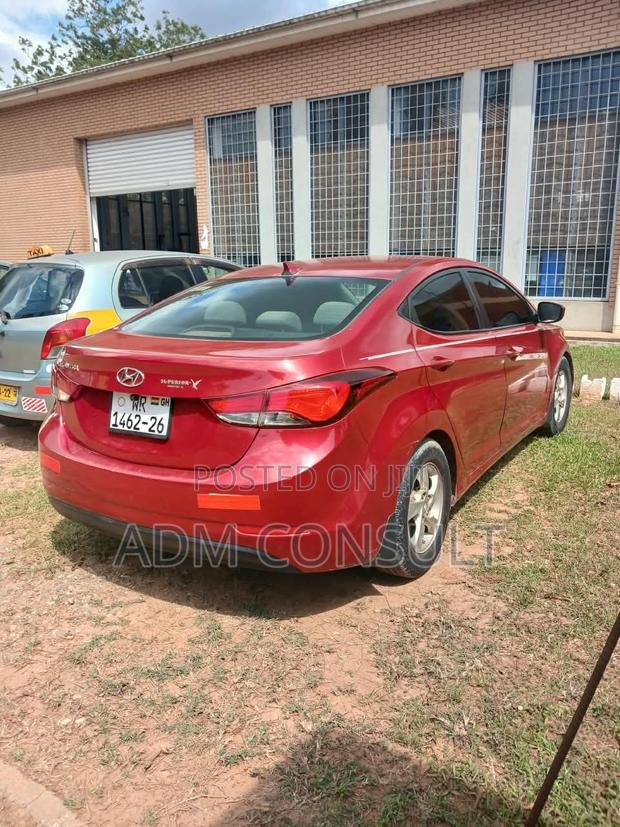 Hyundai Elantra 2014 Red