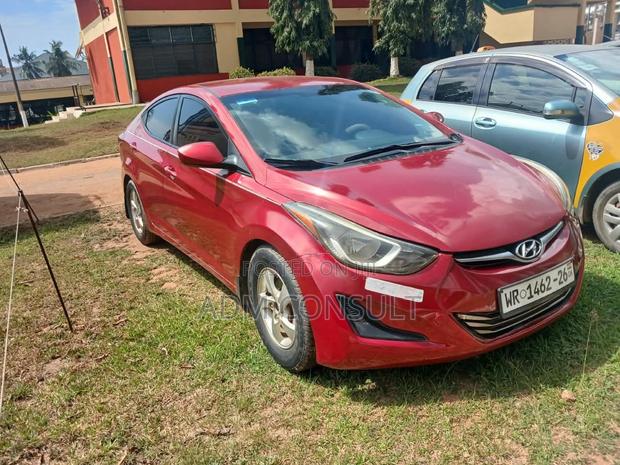 Hyundai Elantra 2014 Red