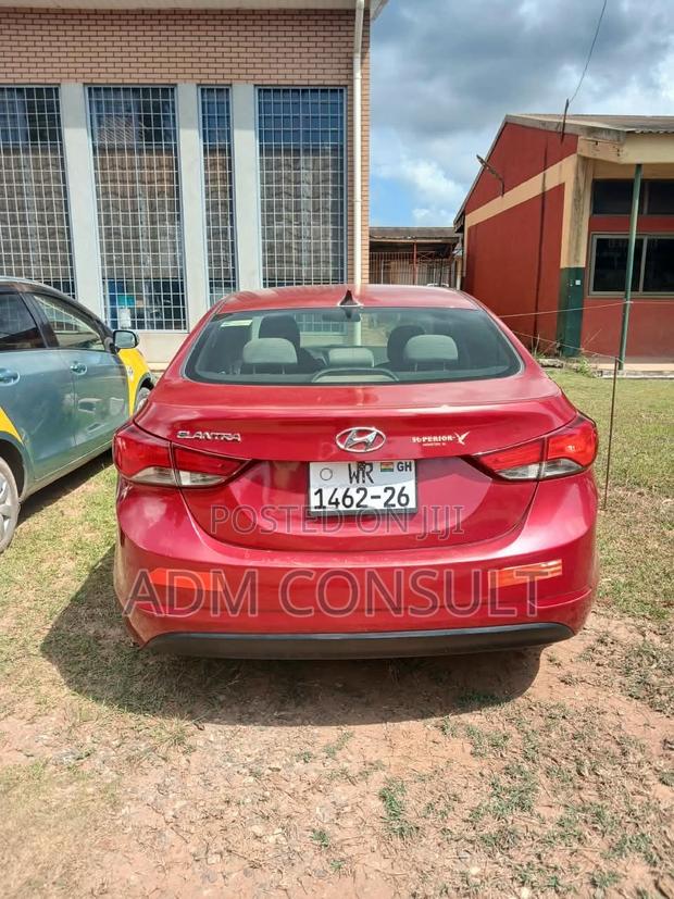 Hyundai Elantra 2014 Red