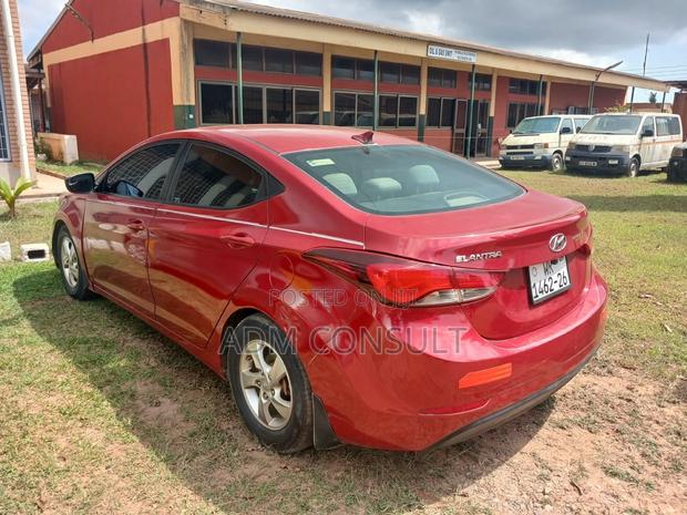 Hyundai Elantra 2014 Red