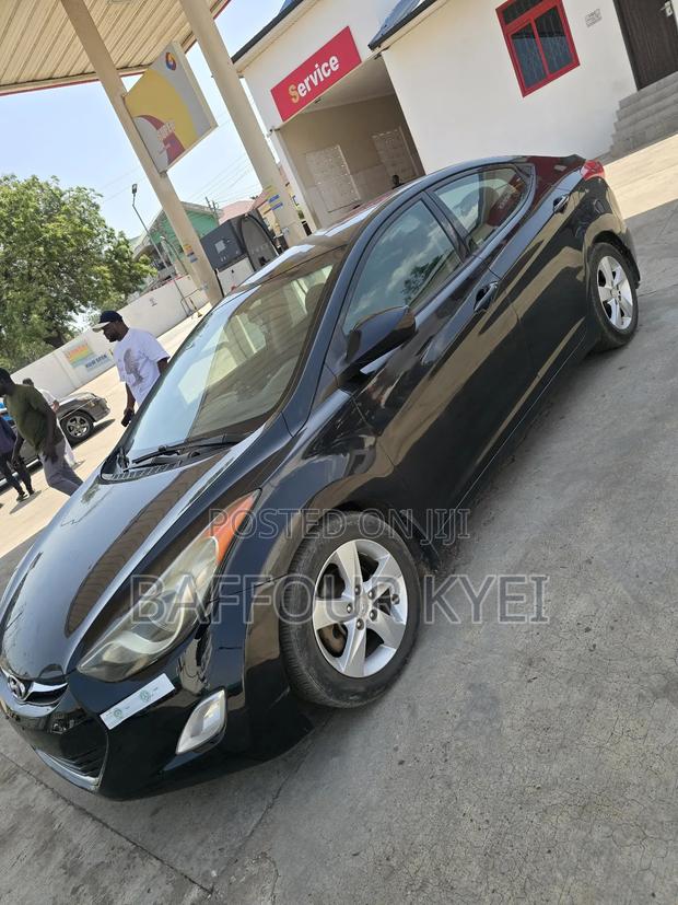 Hyundai Elantra Limited Sedan FWD (1.8L 4cyl 6A) 2013 Black