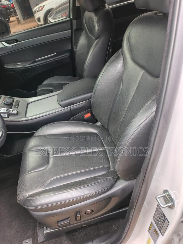 Hyundai Palisade 2021 White