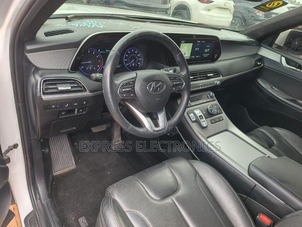 Hyundai Palisade 2021 White